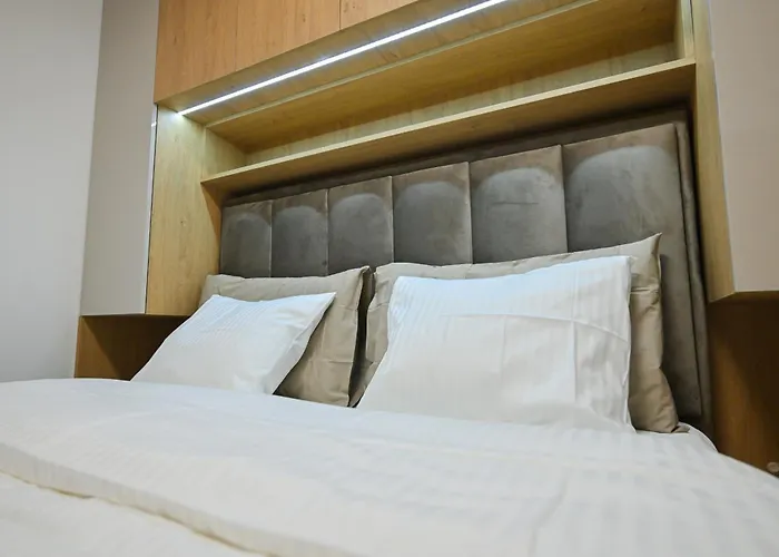 Monte Royal 아파트호텔 즐라티보